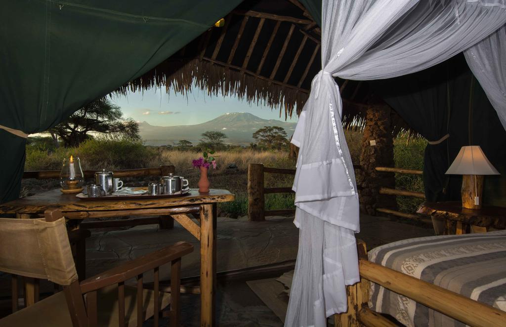 Kibo Safari Camp Villa Amboseli Dış mekan fotoğraf