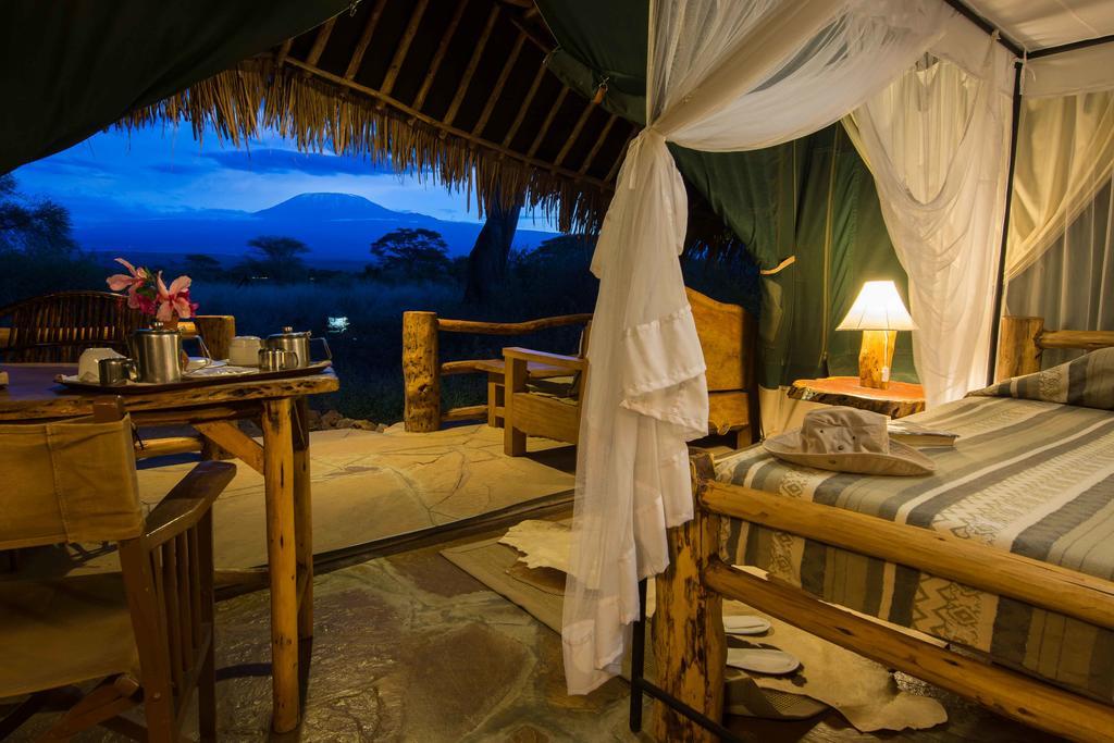Kibo Safari Camp Villa Amboseli Dış mekan fotoğraf