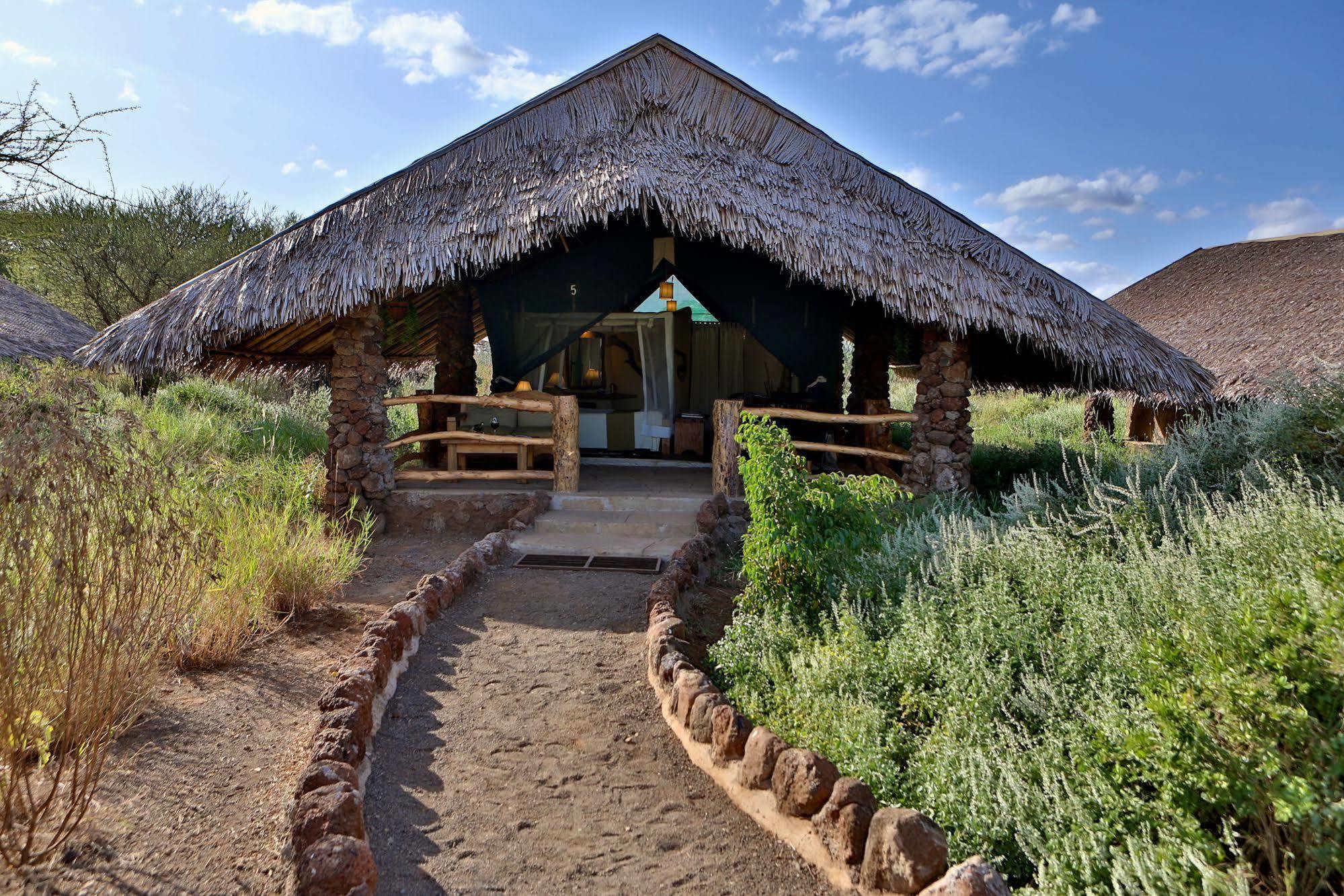 Kibo Safari Camp Villa Amboseli Dış mekan fotoğraf
