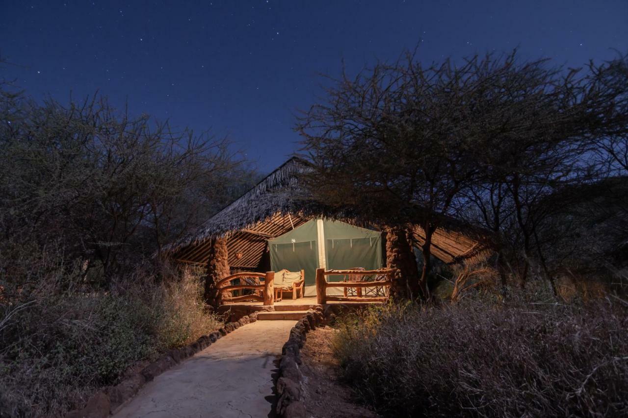Kibo Safari Camp Villa Amboseli Dış mekan fotoğraf