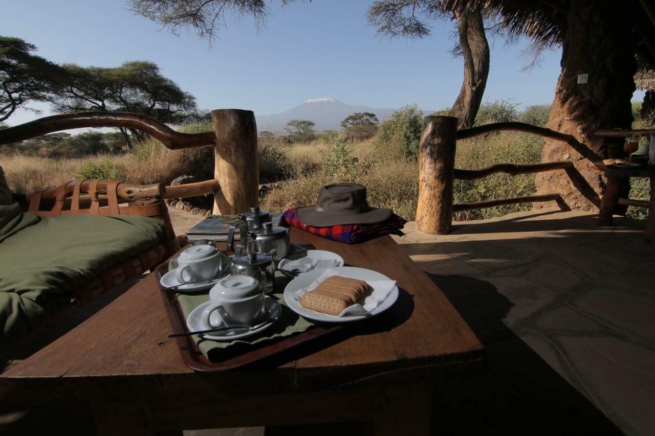 Kibo Safari Camp Villa Amboseli Dış mekan fotoğraf